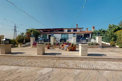 Villa Clara Events & Restaurant