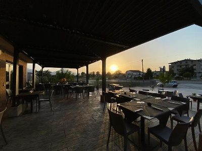 BAR Pizzeria 100%