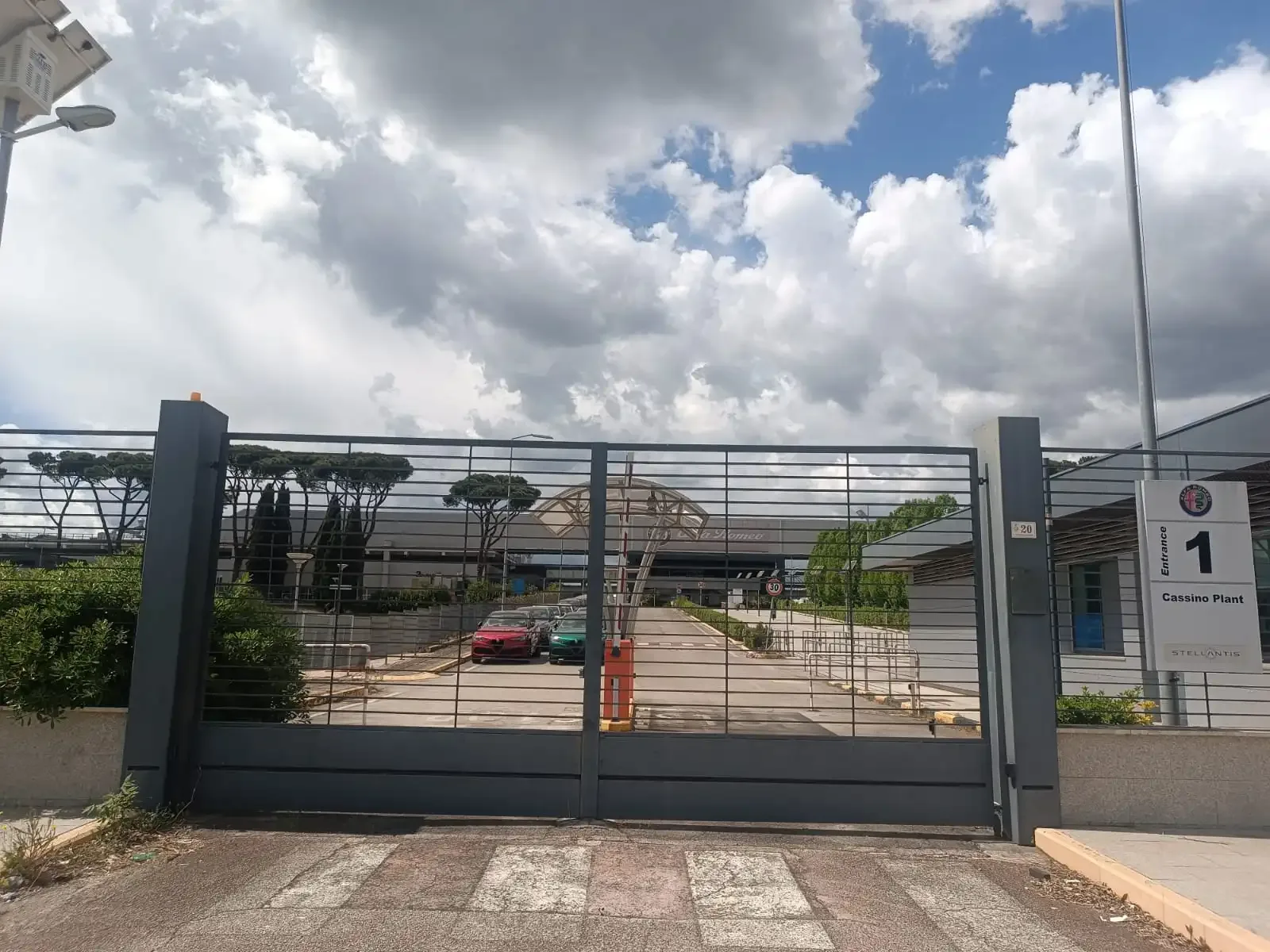 Cassino (FR) – Stellantis manda ‘tutti al mare’ fino a settembre