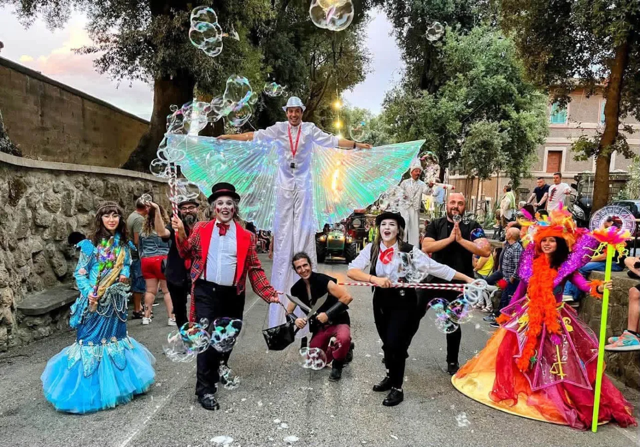 Castrocielo Street Festival al via: sabato sera il centro si trasforma in un teatro a cielo aperto