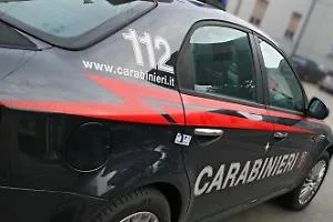 Rissa davanti a un locale, tre minorenni feriti