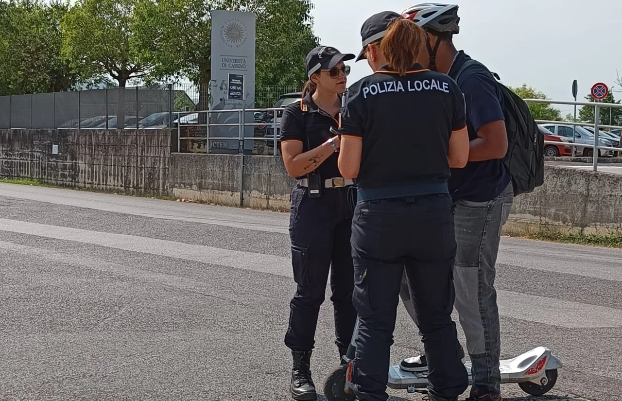 Monopattini, blitz della Polizia Locale  di Cassino alla Folcara: tutti fuorilegge