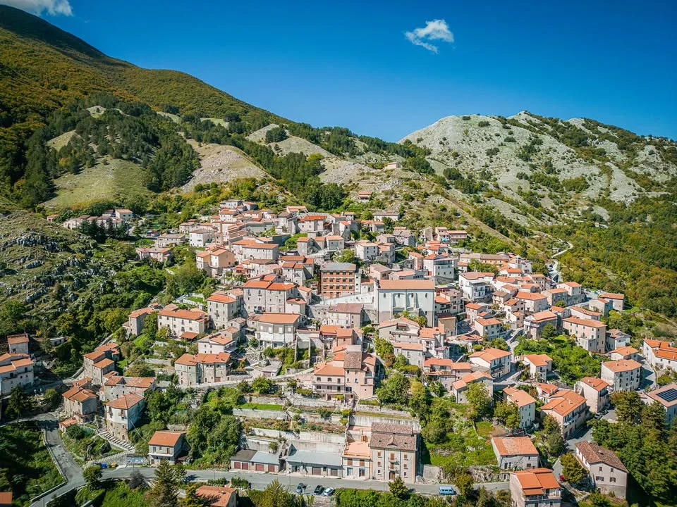 Terelle (FR) – Precipita con il parapendio, allertati i soccorsi sul territorio