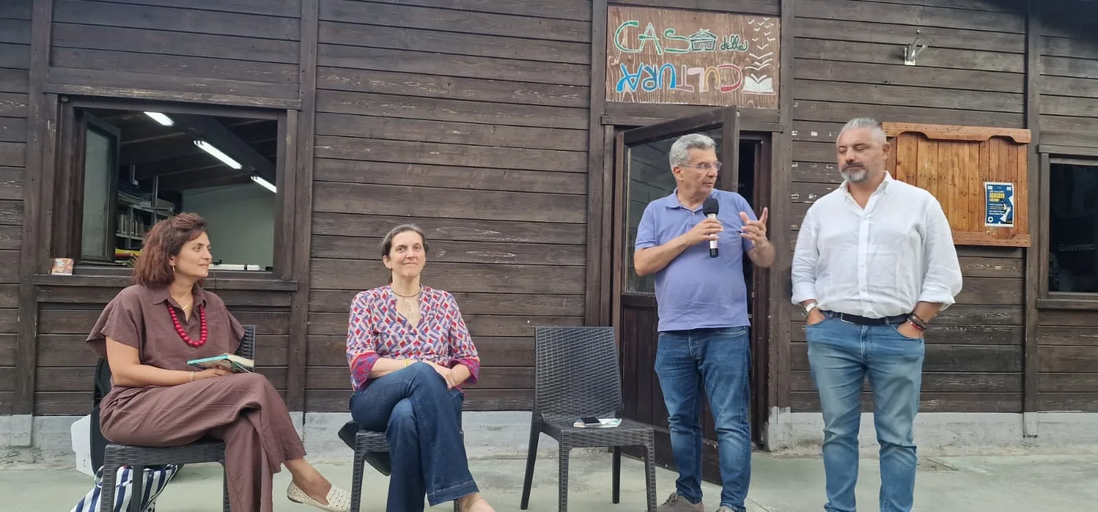 Cassino, un incontro di grande impatto emotivo per la presentazione de “Le ragazze e il colibrì”