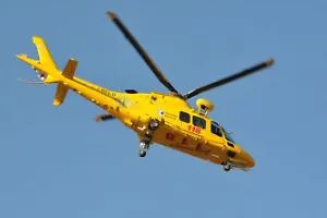 Cade da una casa in costruzione. Paura per un ventiseienne
