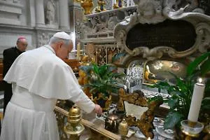 La visita a sorpresa del Papa