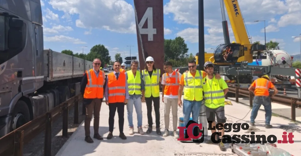 Installato il primo totem informativo nell'area industriale di Frosinone