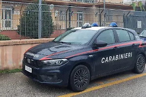 Furti nelle auto in sosta nei cimiteri: obbligo di dimora per una coppia