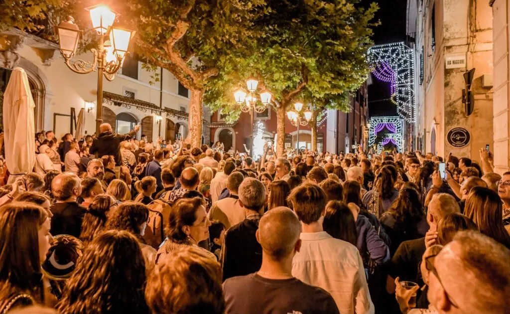 Via Di Banda, Babylon fa il pieno e in tre giorni si registrano 10.000 presenze