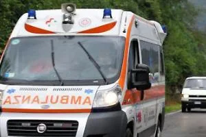 Malore in casa, trovato morto un uomo di 57 anni